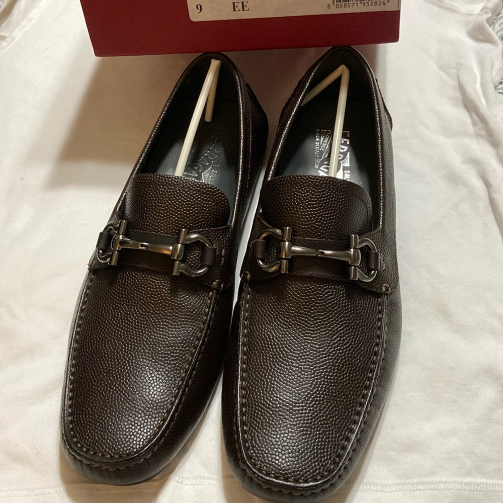 Men Shoes size 9 Salvatore Ferragamo